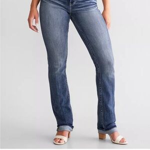 Buckle Jeans Virgo DAYTRIP